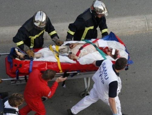 Συγκλονιστικές εικόνες από το σιδηροδρομικό δυστύχημα στη Γαλλία