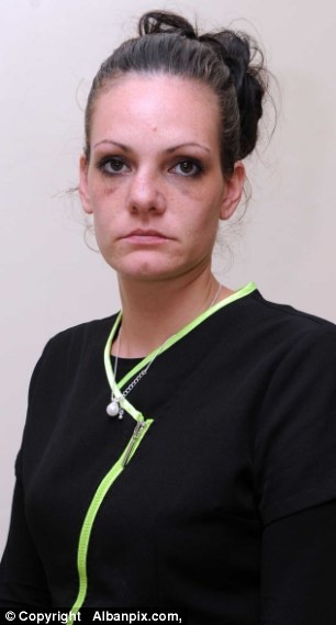 Επεισοδιακός γάμος: Έπεσε ξύλο εξαιτίας του...