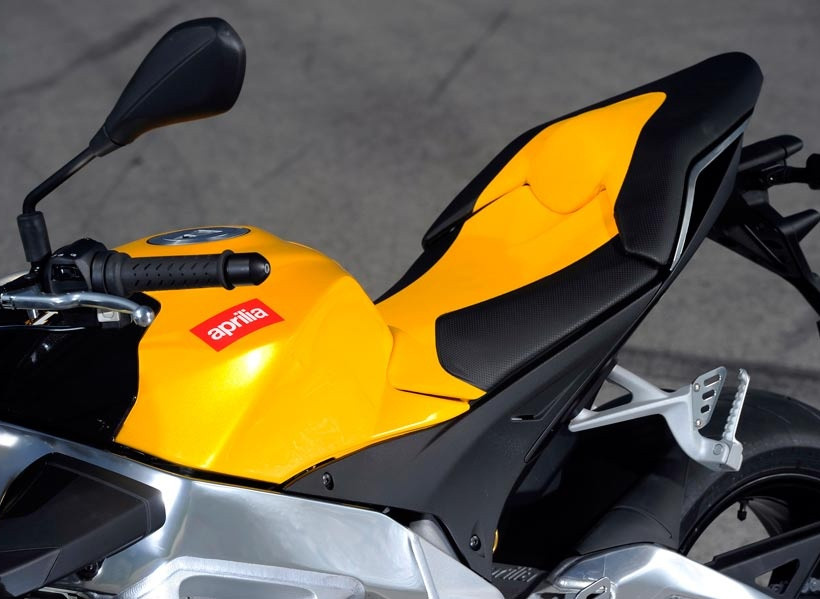 APRILIA TUONO V4R APRC