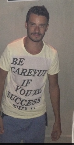 Δείτε: Πως είναι σήμερα ο Διονυσάκης από το Καφέ της Χαράς (pics)