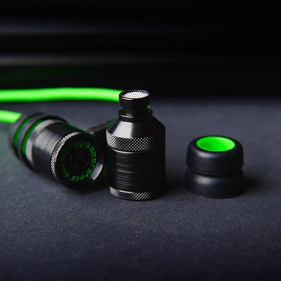Νέα In-Ear Headsets από τη Razer
