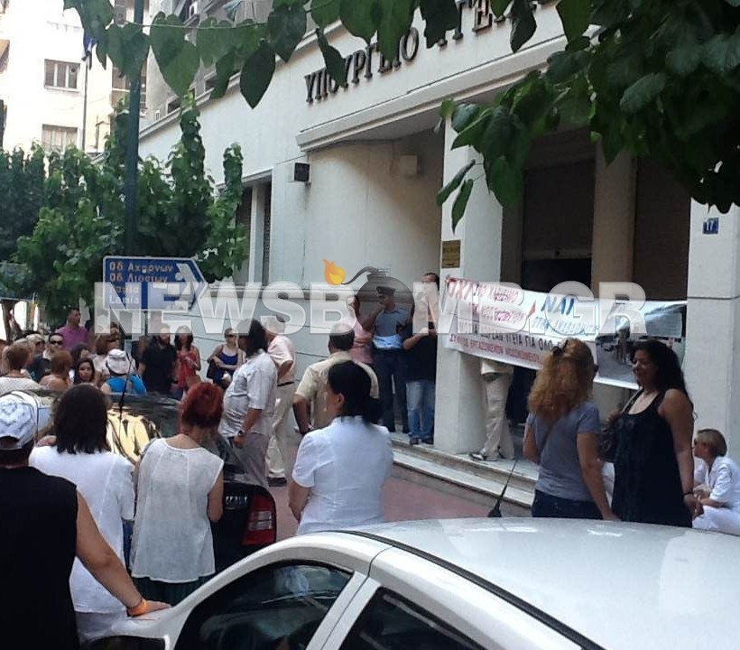 Άδ. Γεωργιάδης: Συνάντηση με συνδικαλιστές του «Αγ. Βαρβάρα» (pics)