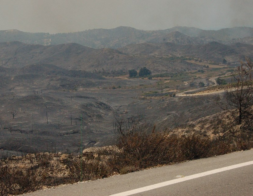 Εικόνες θλίψης από τον πύρινο εφιάλτη στη Ρόδο (ΦΩΤΟΡΕΠΟΡΤΑΖ)