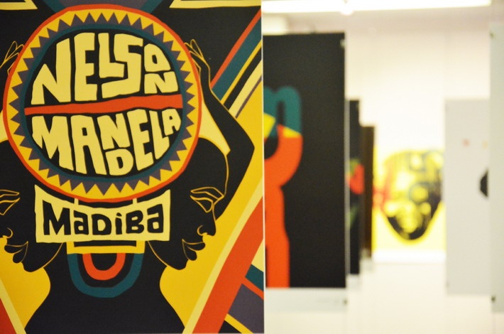  Η HP συνεργάζεται με την ομάδα Mandela Poster Project Collective