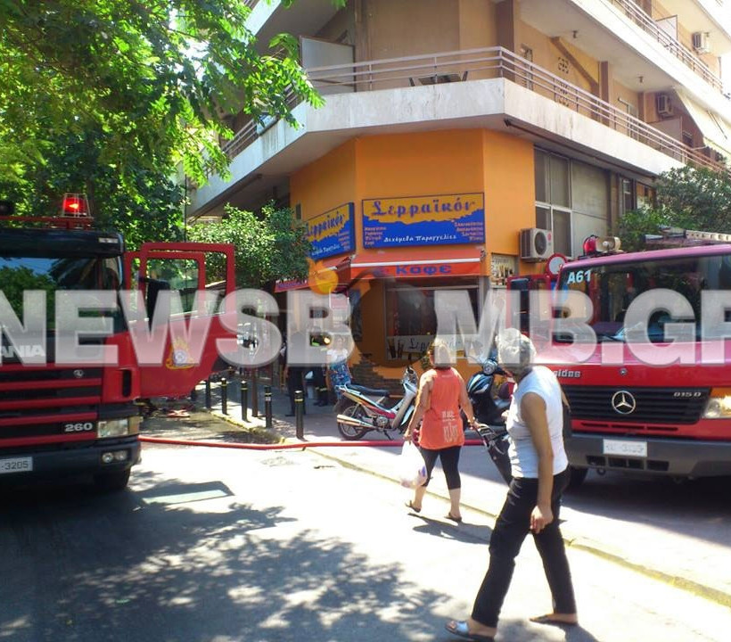 Υπό έλεγχο η πυρκαγιά σε διαμέρισμα στον Πειραιά (pics)