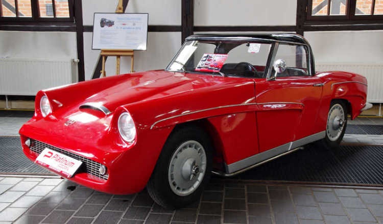 Syrena sport: Πολωνικό  design 