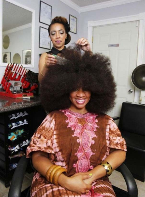 Η γυναίκα με την μεγαλύτερη αφάνα στον κόσμο (pics)