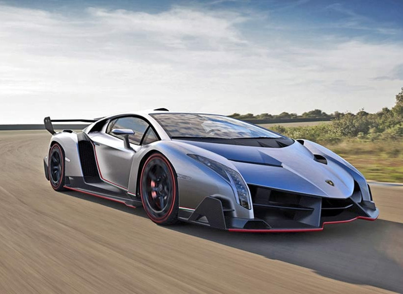 Η απόκοσμη LAMBORGHINI VENENO