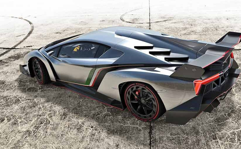 Η απόκοσμη LAMBORGHINI VENENO