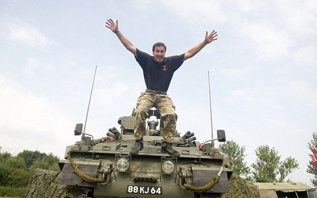 Το σπίτι τους είναι μια συλλογή τεθωρακισμένων (pics)