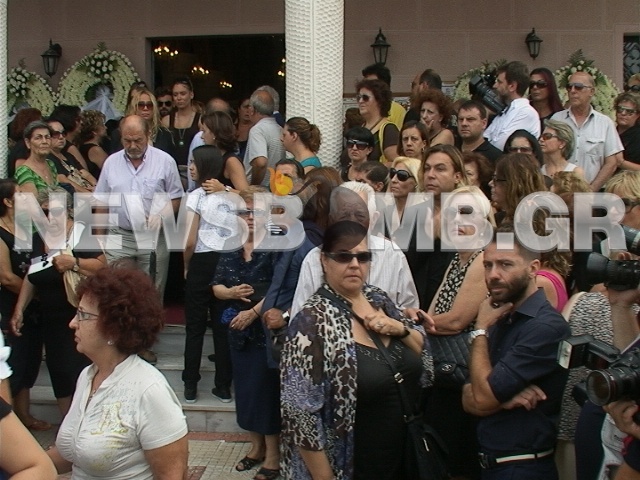 Το ύστατο χαίρε στον Μιχάλη Ασλάνη (Φωτό & Βίντεο)