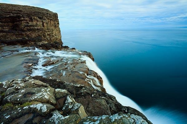 Sorvagsvatn....όταν η λίμνη συναντά τον ωκεανό! (pics)