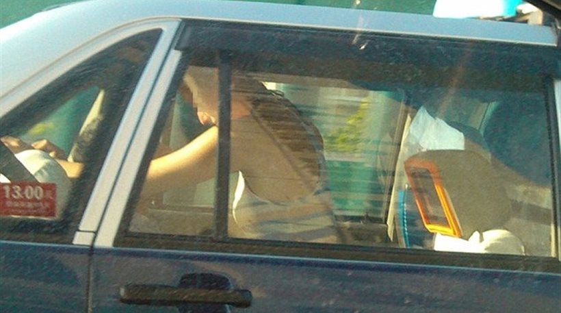 Έκαναν σεξ μέσα σε ταξί σε κεντρικό αυτοκινητόδρομο! (pics)