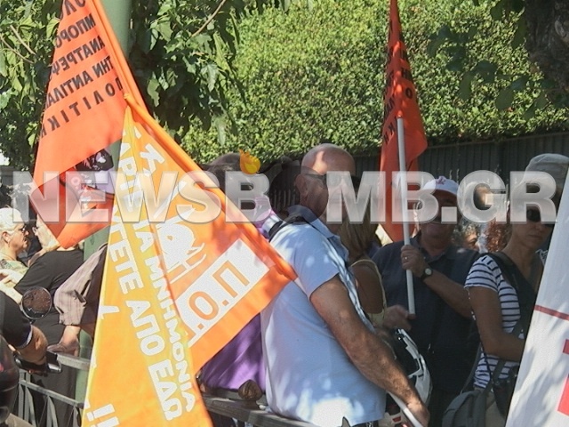 Στους δρόμους η ΠΟΕ-ΟΤΑ (pics+vid)