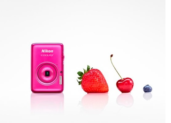 Nikon COOLPIX P7800 & S02, Φωτιστικό LED LD-1000