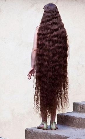 Δείτε τι πούλησε αυτή η 12χρονη για να αγοράσει ένα σπίτι!