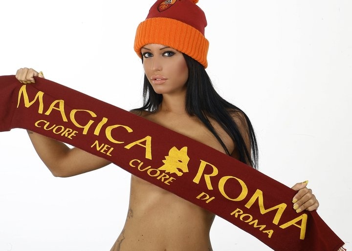 Αυτή είναι η πιο «καυτή» οπαδός!