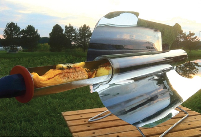 Ηλιακός φούρνος ετοιμάζει το φαγητό σε δέκα λεπτά