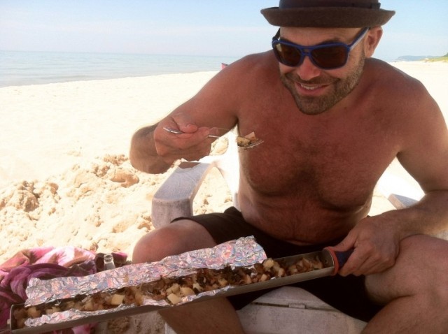 Ηλιακός φούρνος ετοιμάζει το φαγητό σε δέκα λεπτά