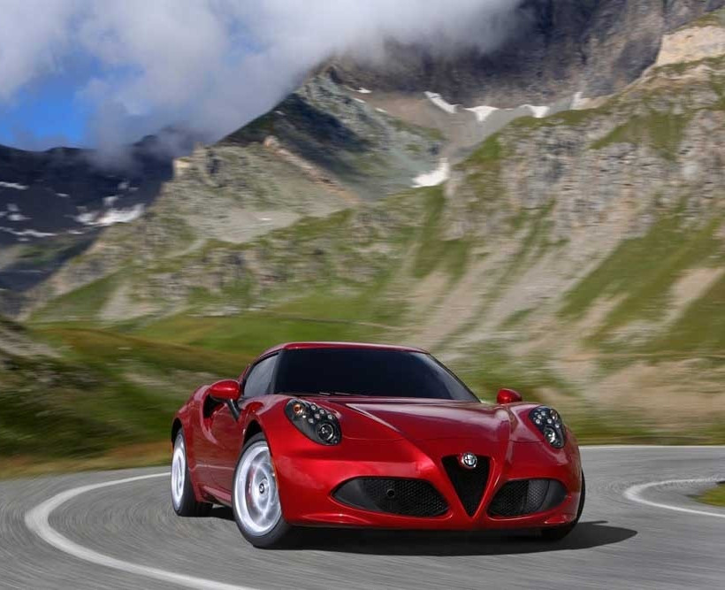 Έτοιμες οι πρώτες Alfa Romeo 4C