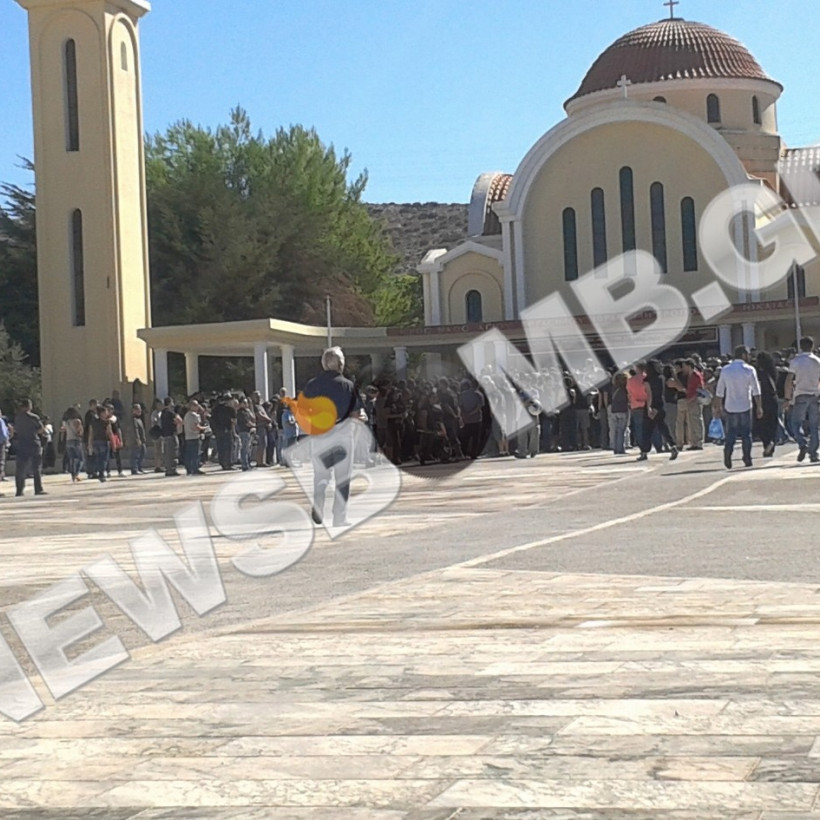 Το τελευταίο αντίο στον Παύλο Φύσσα