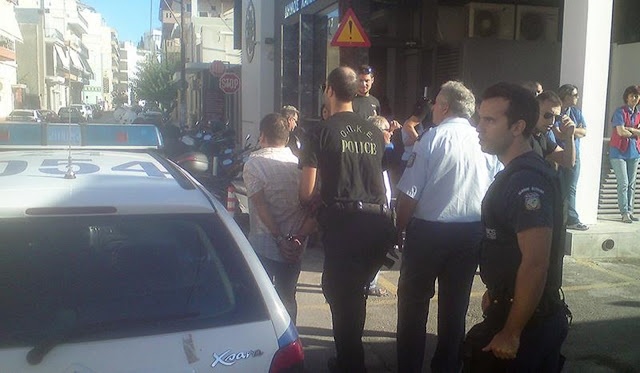 Εύβοια: Αιματηρή συμπλοκή αστυνομικών και μελών του ΠΑΜΕ (pics)