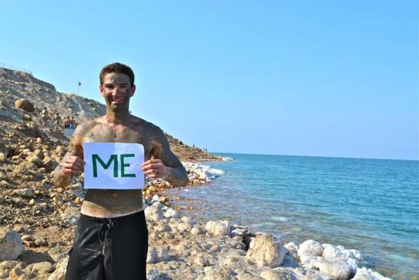 Δείτε τι ανέβασε ένας χρήστης στο Facebook για τους γονείς του