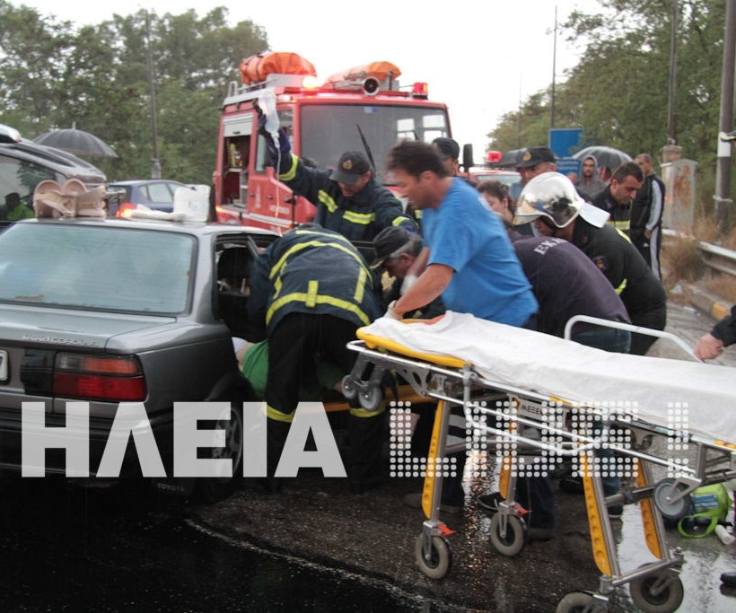 Πύργος: Πέντε τραυματίες σε τροχαίο (pics)