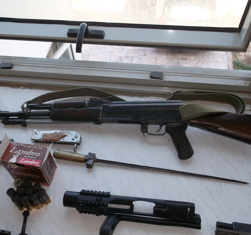 Δείτε τι ανακάλυψαν αστυνομικοί στο σπίτι 38χρονου