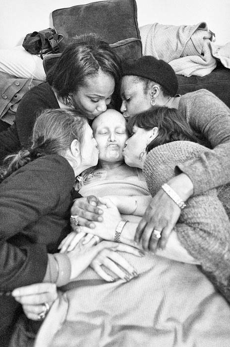 Συγκινητικό: Φωτογράφιζε τη γυναίκα του σε όλα τα στάδια του καρκίνου