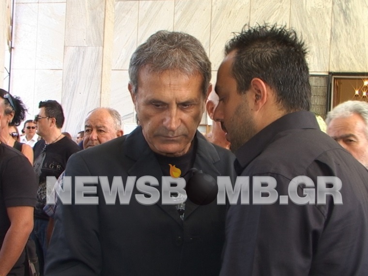 Τελευταίο αντίο στην Πόλυ Πάνου (pics)