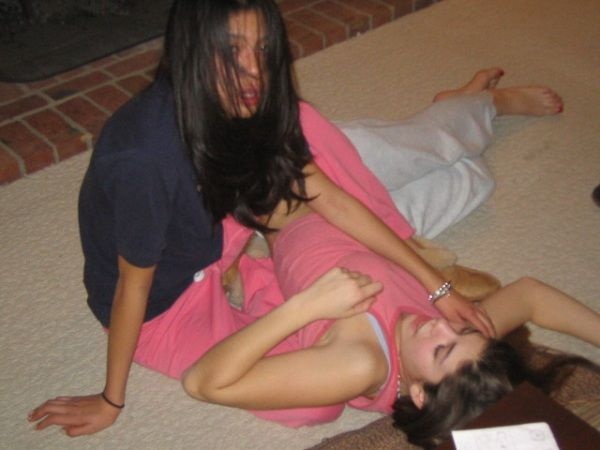 Όταν τα κορίτσια... σουρώνουν (pics)