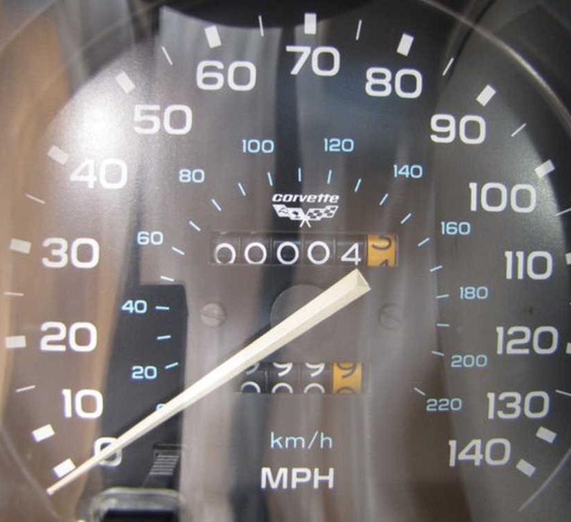 Παλιά μεν ολοκαίνουργια δε αυτοκίνητα