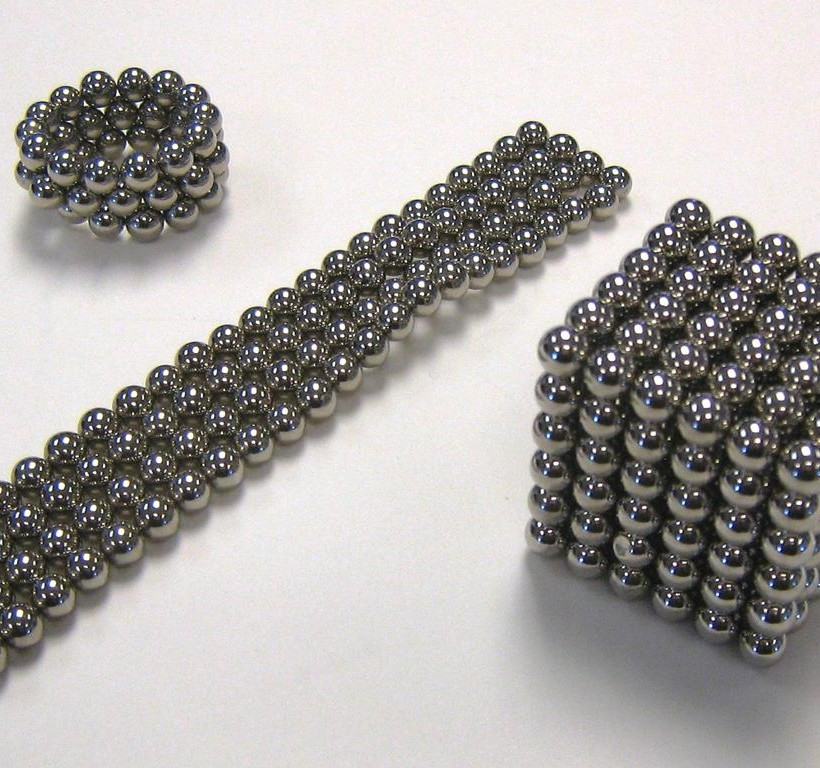 Τρίχρονο κοριτσάκι έφαγε κατά λάθος 37 μαγνητάκια!