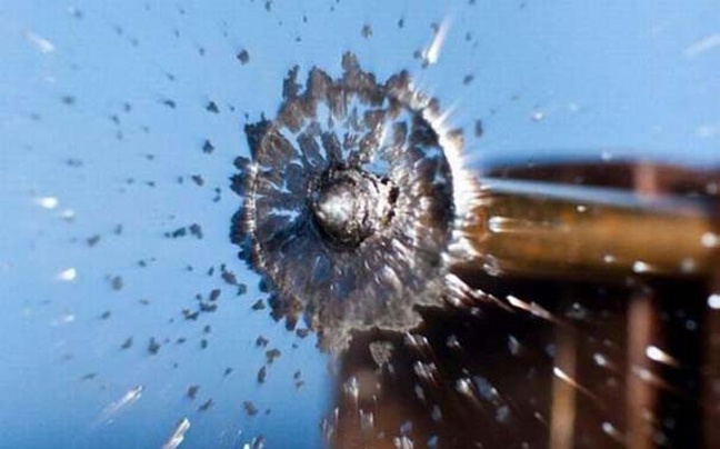 Όταν ο φακός πετυχαίνει την κατάλληλη στιγμή γίνονται θαύματα… (pics)