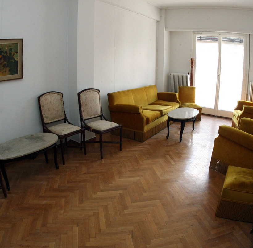 Επιπλώθηκαν τα διαμερίσματα των αστέγων στο Κέντρο της Αθήνας (pics)