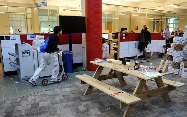 Δείτε τα εντυπωσιακά γραφεία του youtube