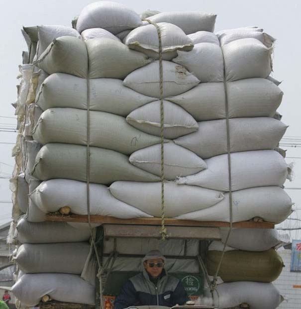 Τα παραφορτωμένα οχήματα της Κίνας... (pics)