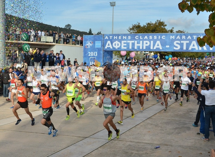 Σε εξέλιξη ο 31ος Διεθνής Κλασικός Μαραθώνιος (Φωτό κ Βίντεο)