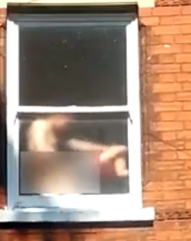 Σάλος με το ζευγάρι που έκανε σεξ σε... κοινή θέα! (pics)