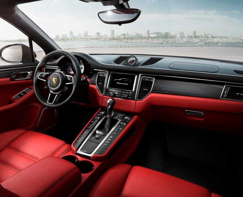 Επίσημα και η Porsche Macan