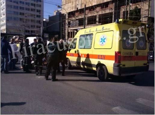 Tροχαίο στο κέντρο του Πειραιά (pics)