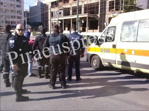 Tροχαίο στο κέντρο του Πειραιά (pics)