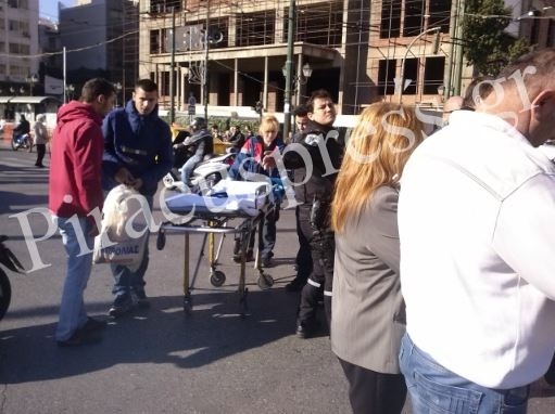 Tροχαίο στο κέντρο του Πειραιά (pics)