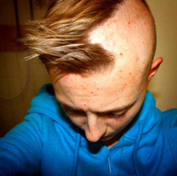 Αυτή η κοπέλα έχει μια πραγματικά πολύ περίεργη συνήθεια (pics)