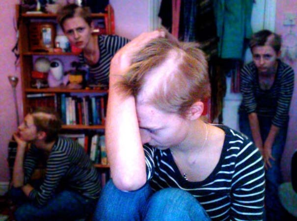 Αυτή η κοπέλα έχει μια πραγματικά πολύ περίεργη συνήθεια (pics)