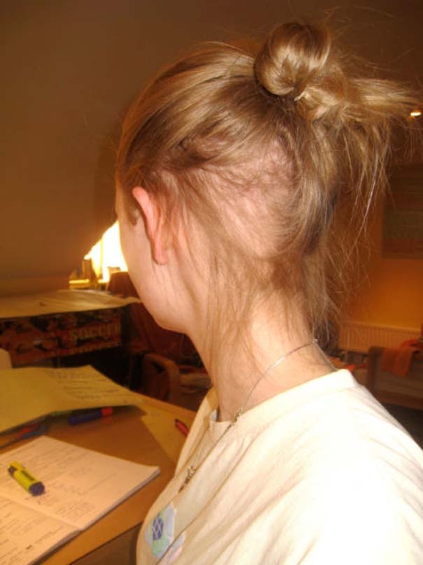 Αυτή η κοπέλα έχει μια πραγματικά πολύ περίεργη συνήθεια (pics)