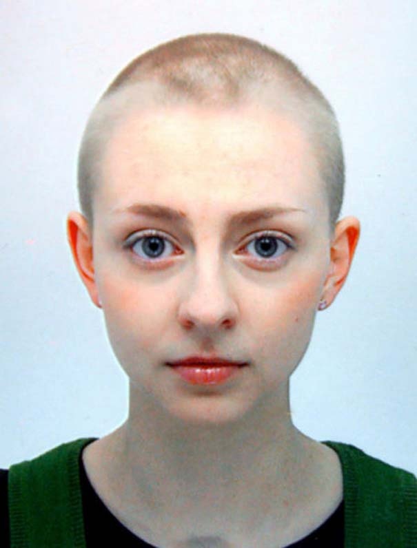 Αυτή η κοπέλα έχει μια πραγματικά πολύ περίεργη συνήθεια (pics)