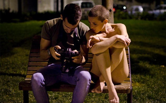 Οι γυναίκες μιας ιταλικής πόλης τα... έβγαλαν για καλό σκοπό (pics)