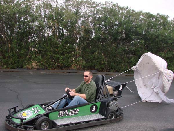 Επικές φωτογραφίες: Η σύζυγος τον εγκατέλειψε και δείτε τι της έκανε!